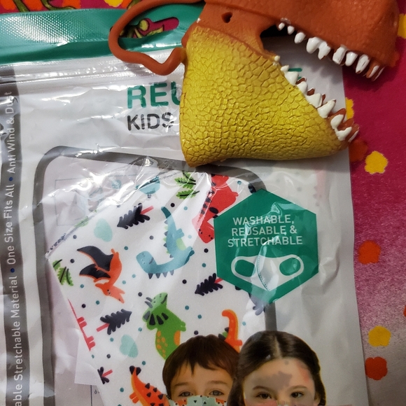 Dinosaur 🦕 child's face mask reusable/ dino cover - Picture 1 of 7